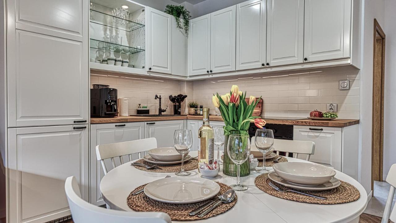 Apartament Angelika F3 Z Klimatyzacja Dla 8 Osob - 5D Apartamenty Świeradów-Zdrój Buitenkant foto